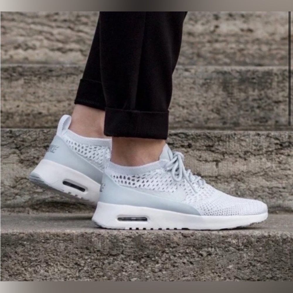 Nike Air Max Women’s Thea Ultra Flyknit Sneakers Size 10